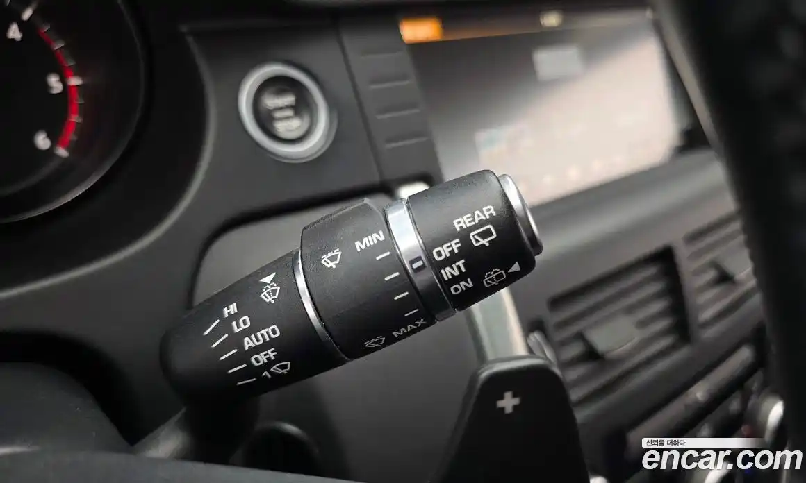 Land Rover Discovery Sport 2018 2.0 гидро в Москве № 1013177, фото 15