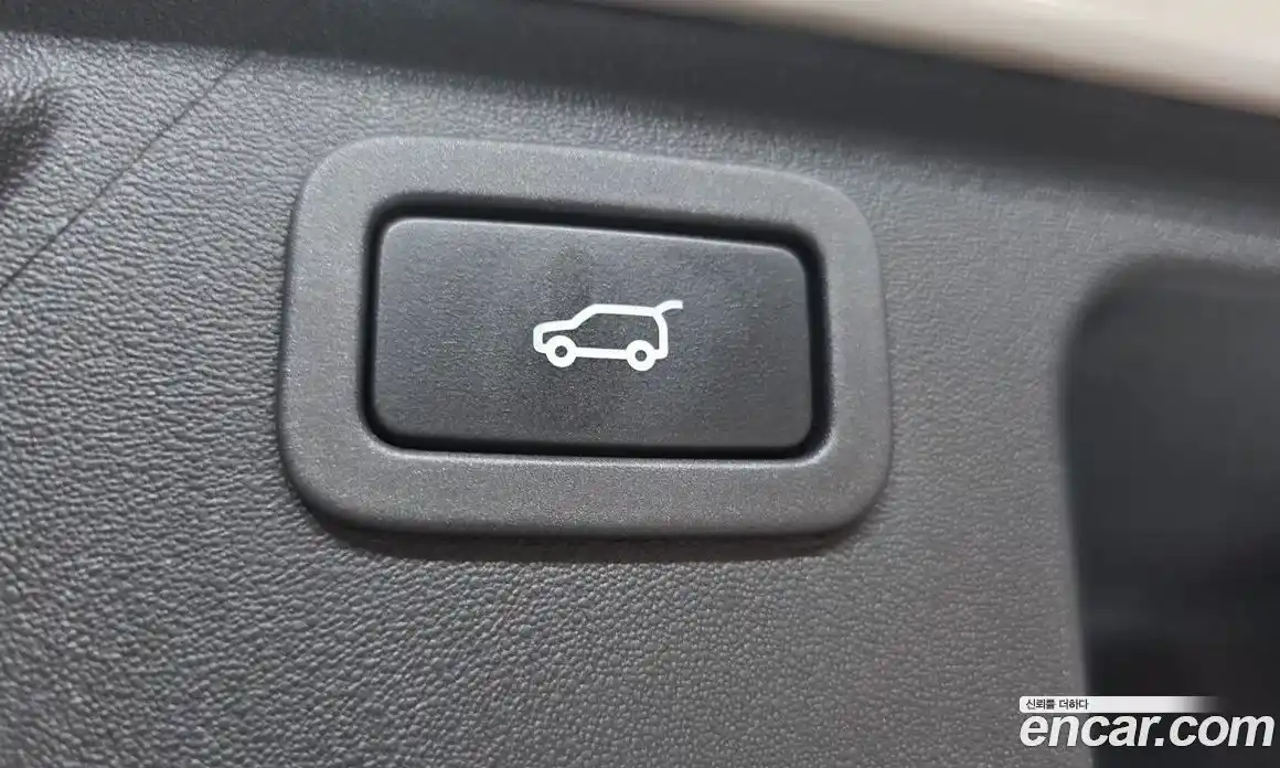 Land Rover Discovery Sport 2018 2.0 гидро в Москве № 1013177, фото 19