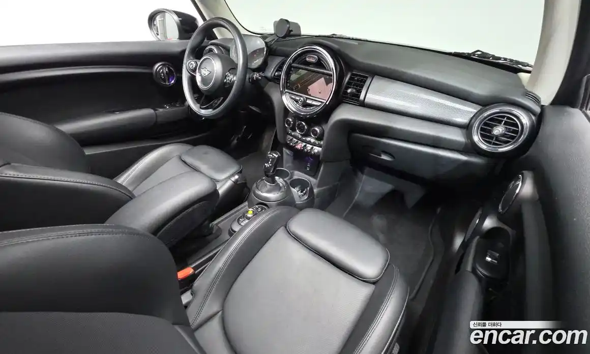 Mini Cooper 2021 2.0 гидро в Москве № 1013900, фото 7
