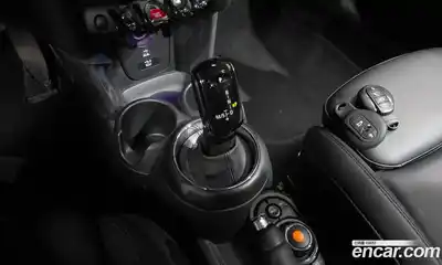 Mini Cooper 2021 2.0 гидро в Москве № 1013900, миниатюра 9