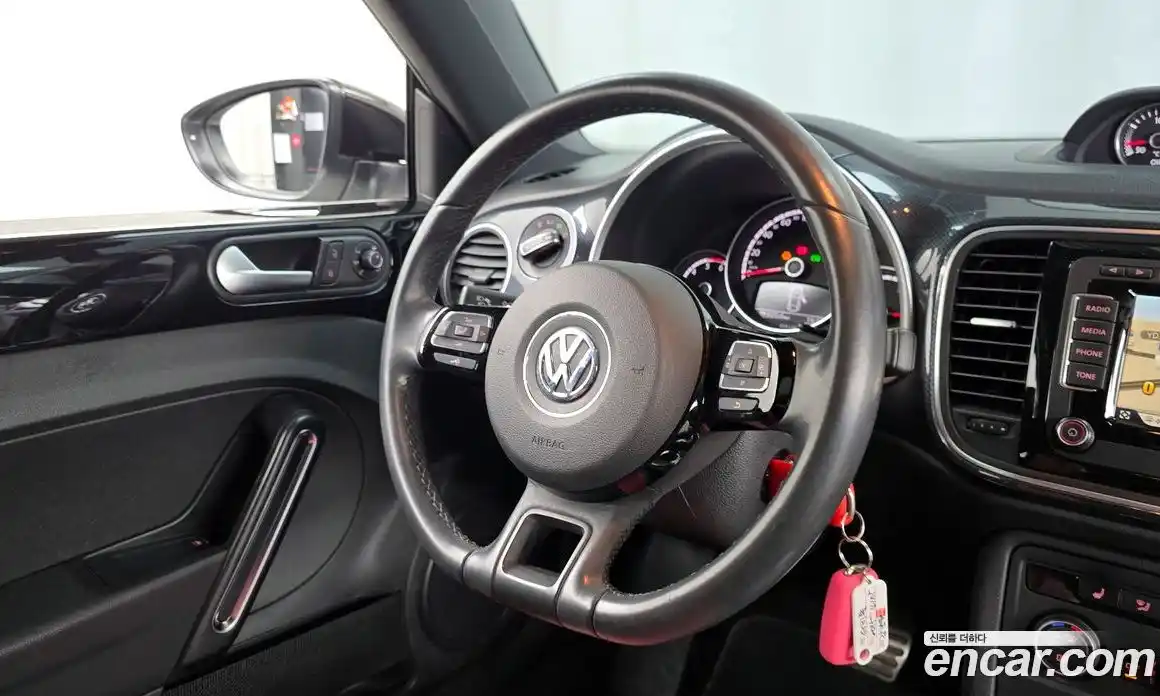 Volkswagen Beatle 2015 2.0 гидро в Москве № 1014655, фото 13