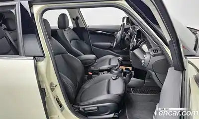 Mini Cooper 2018 2.0 гидро в Москве № 134584, миниатюра 12