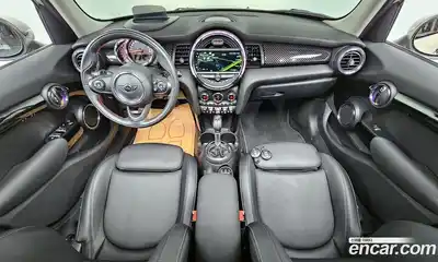 Mini Cooper 2018 2.0 гидро в Москве № 134584, миниатюра 7