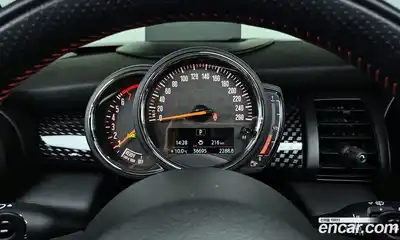 Mini Cooper 2018 2.0 гидро в Москве № 134584, миниатюра 8