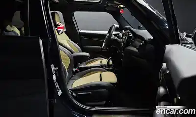 Mini Cooper 2023 2.0 гидро в Москве № 138590, миниатюра 10