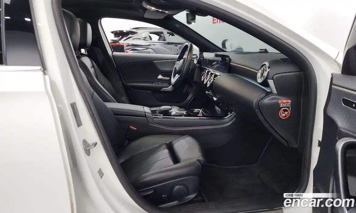Mercedes-Benz A-Class 2021 2.0 гидро в Москве № 139398, фото 11