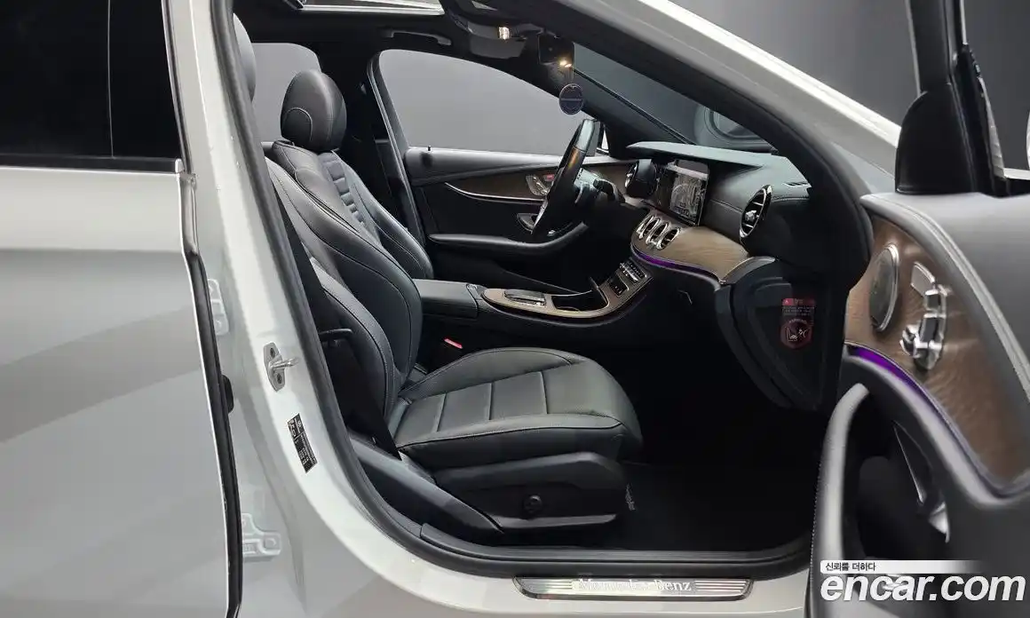 Mercedes-Benz E-Class 2022 2.0 гидро в Москве № 140215, фото 10