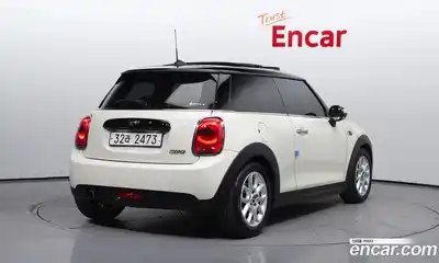 Mini Cooper 2018 1.5 гидро в Москве № 140955, миниатюра 2