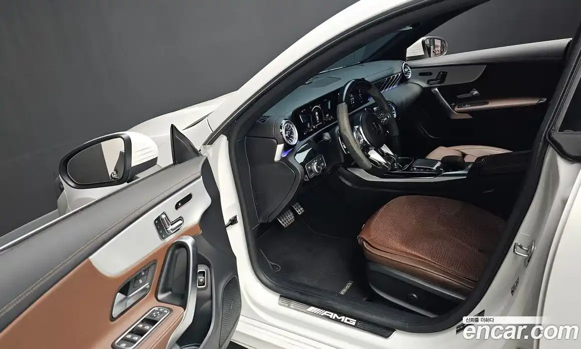 Mercedes-Benz CLA-Class 2023 2.0 гидро в Москве № 142125, фото 8