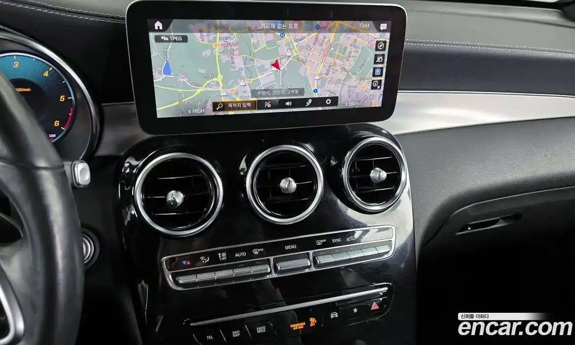 Mercedes-Benz GLC-Class 2022 1.9 гидро в Москве № 142709, фото 14
