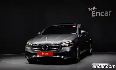 Mercedes-Benz E-Class 2022 2.0 гидро в Москве, миниатюра 3