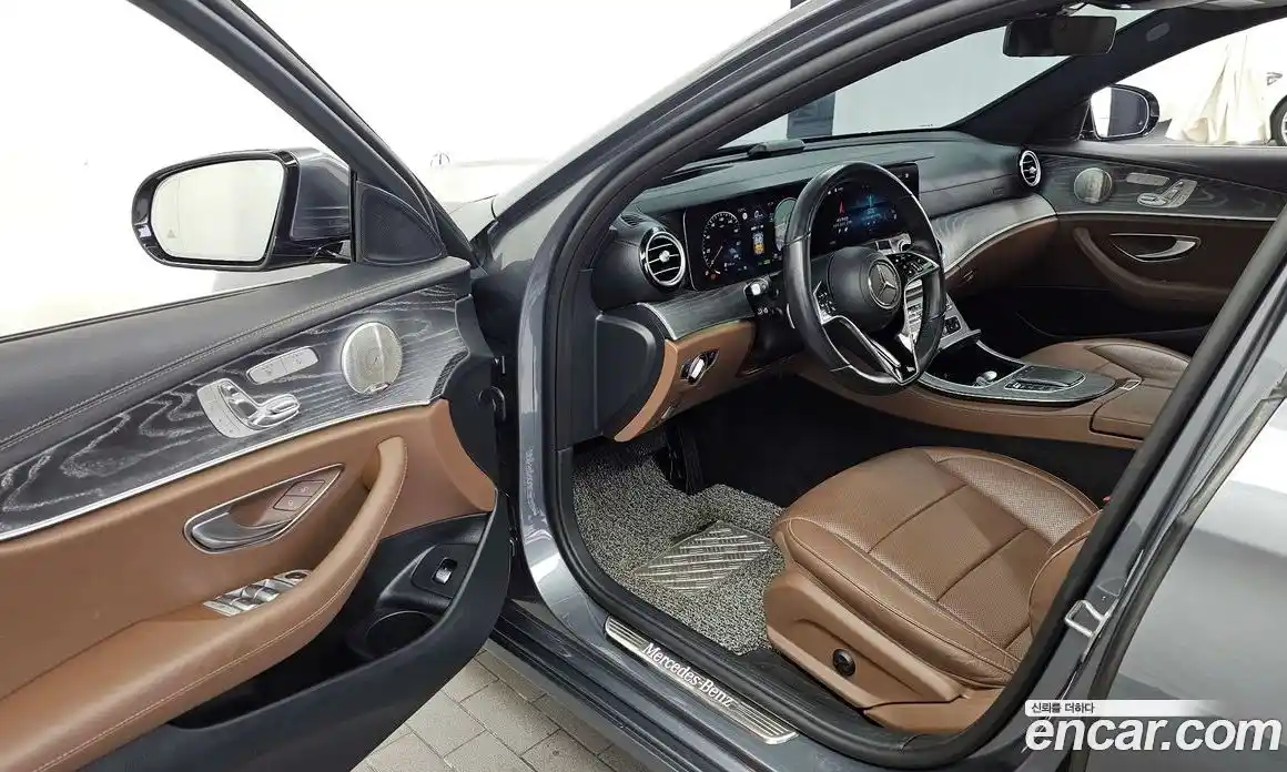 Mercedes-Benz E-Class 2022 2.0 гидро в Москве, фото 10