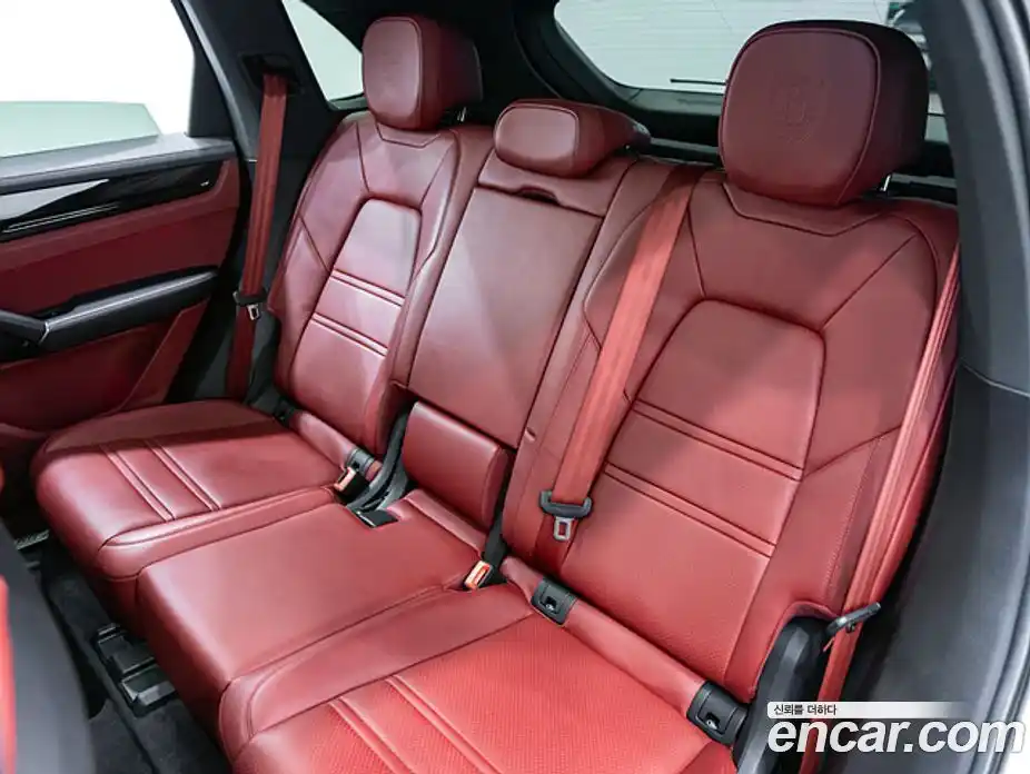 Porsche Cayenne 2023 3.0 гидро в Москве № 151903, фото 16