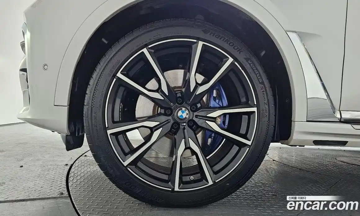 BMW X7 2022 3.0 гидро в Москве № 157783, фото 4