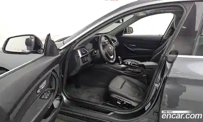 BMW 3-Series 2020 2.0 Автомат в Москве № 158994, миниатюра 10