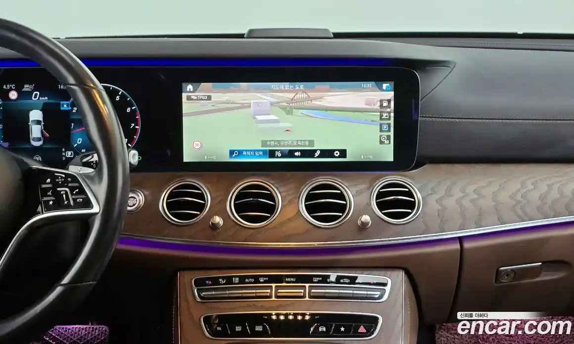 Mercedes-Benz E-Class 2020 2.0 гидро в Москве, фото 14