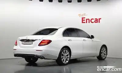 Mercedes-Benz E-Class 2018 2.0 гидро в Москве № 161486, миниатюра 2