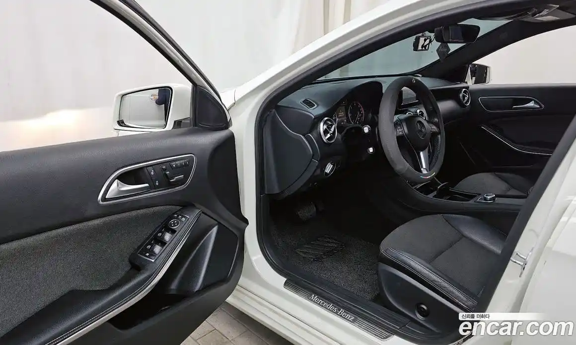 Mercedes-Benz A-Class 2014 1.8 гидро в Москве № 161837, фото 10