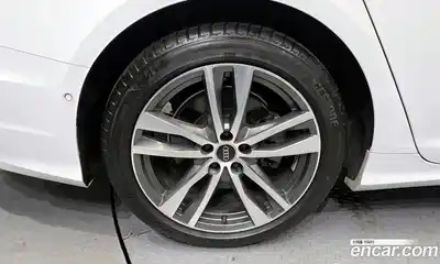 Audi A6 2023 2.0 гидро в Москве № 162356, миниатюра 5