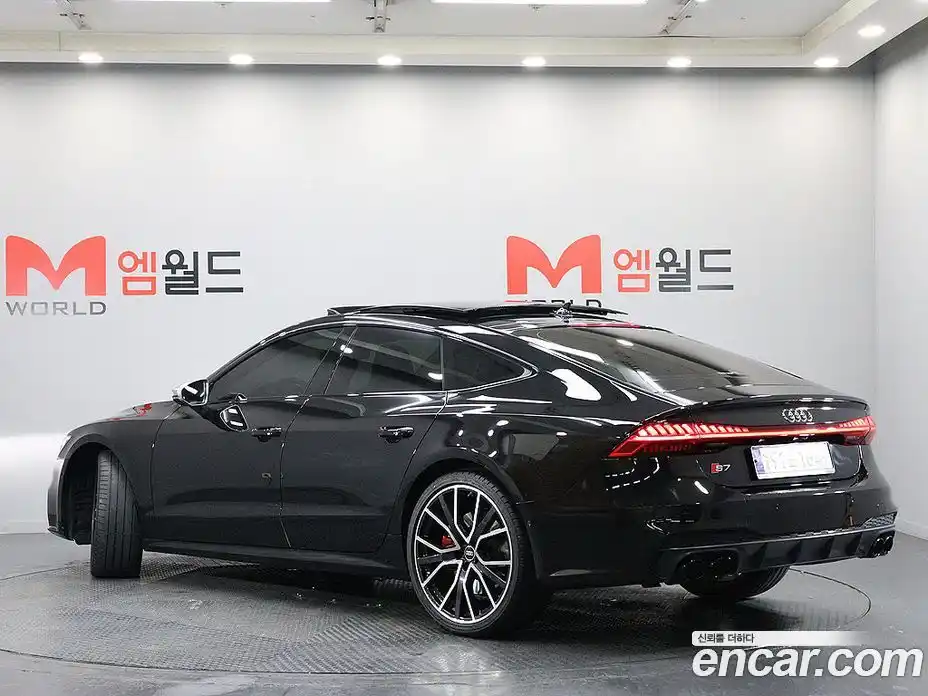 Audi S7 2023 3.0 гидро в Москве № 163953, фото 4