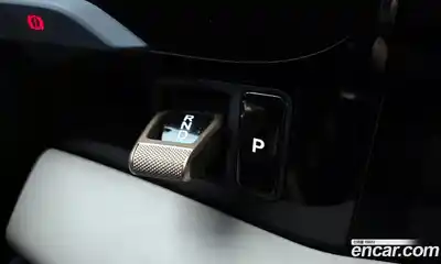 Porsche Taycan 2023 0.1 гидро в Москве № 164949, миниатюра 9