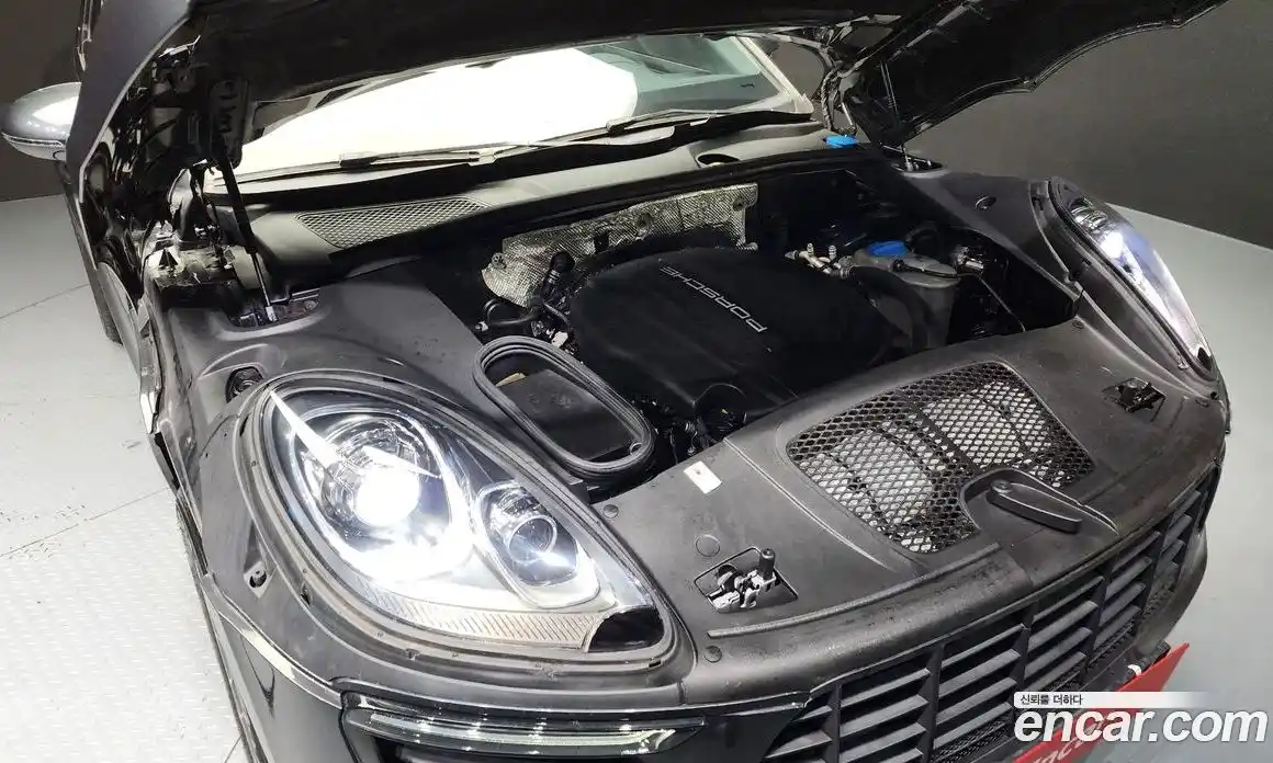 Porsche Macan 2017 2.0 гидро в Москве № 165286, фото 6