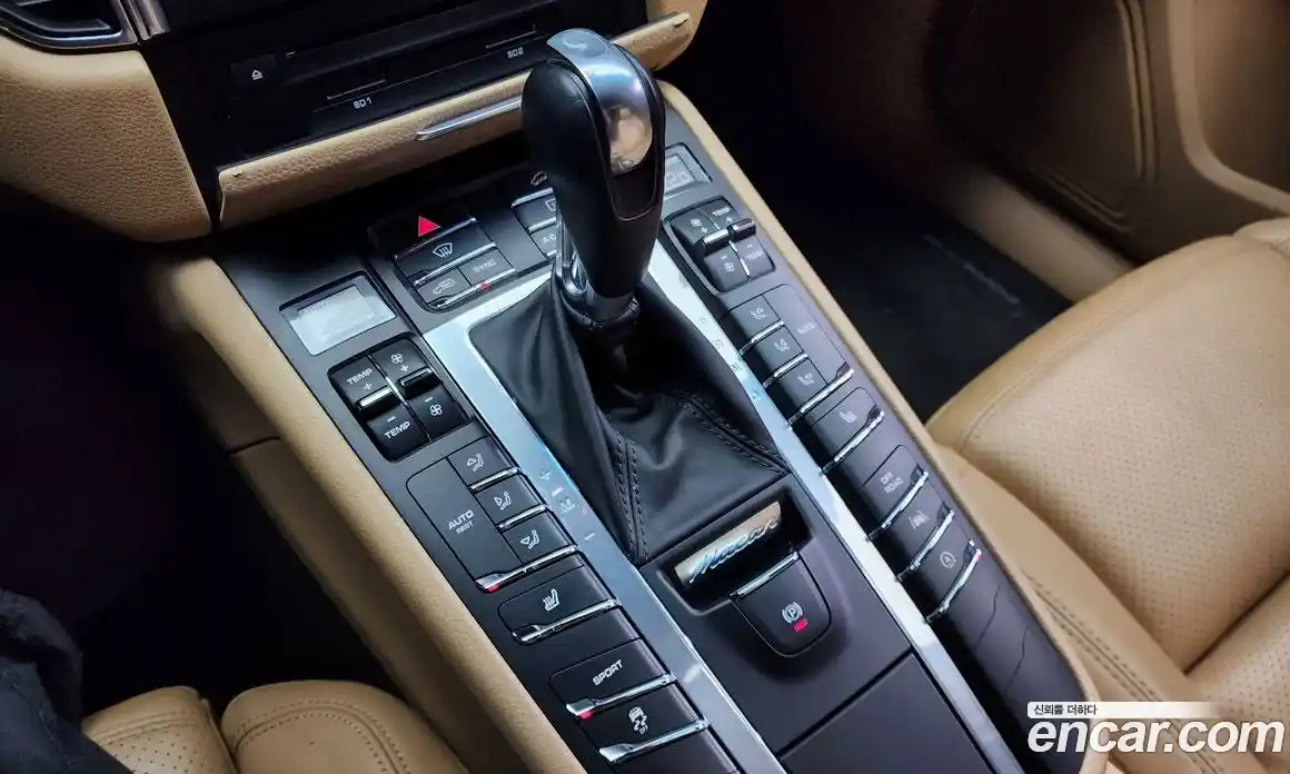 Porsche Macan 2017 2.0 гидро в Москве № 165286, фото 9