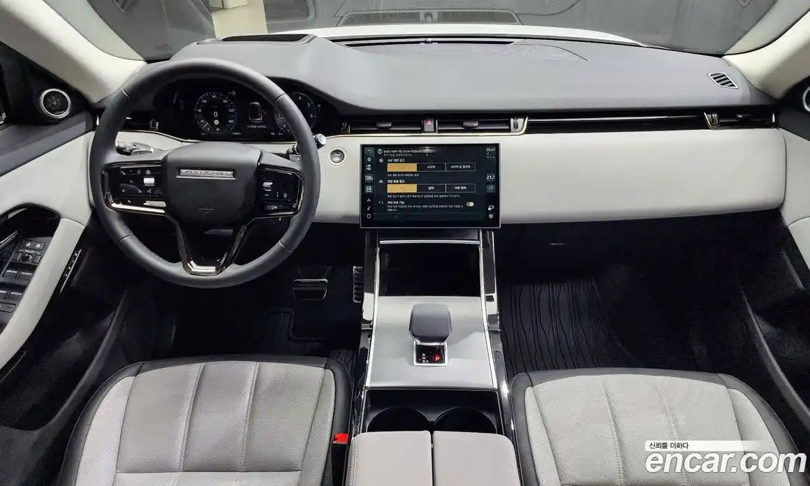 Land Rover Range-Rover Evoque 2024 2.0 гидро в Москве № 165993, фото 7