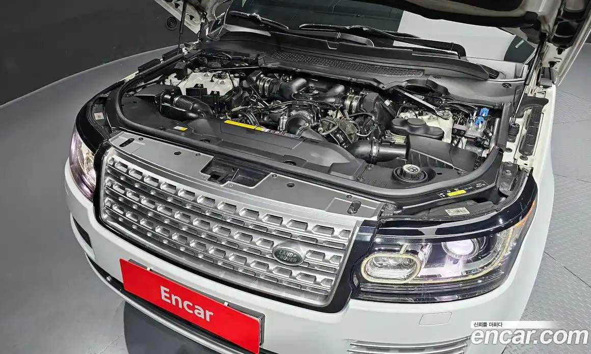 Land Rover Range-Rover 2016 4.4 гидро в Москве № 166718, фото 6