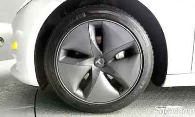 Tesla Model 3 2020 0.1 гидро в Москве № 167701, миниатюра 5