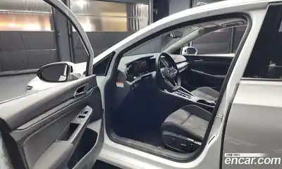 Volkswagen Golf 2022 2.0 гидро в Москве № 168578, миниатюра 10