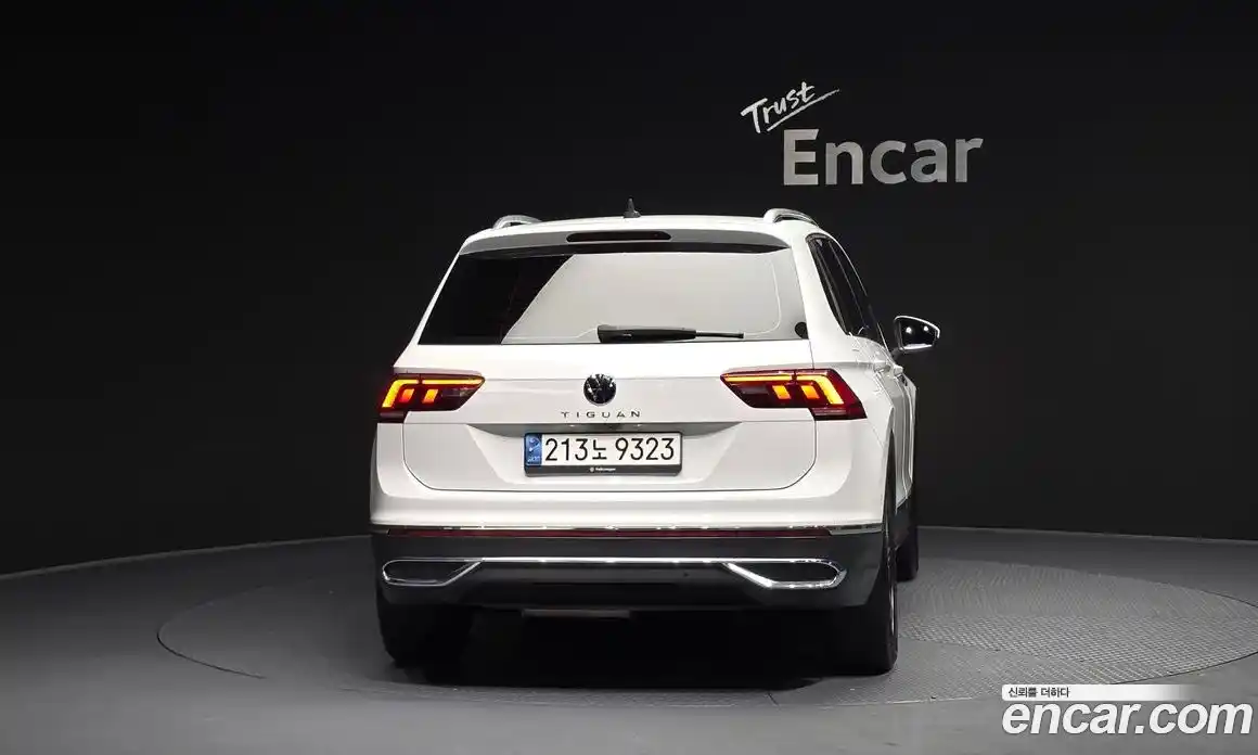 Volkswagen Tiguan 2022 2.0 гидро в Москве № 168805, фото 4
