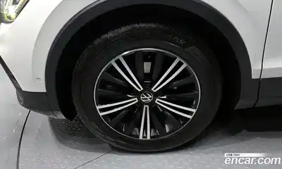 Volkswagen Tiguan 2022 2.0 гидро в Москве № 168805, миниатюра 5