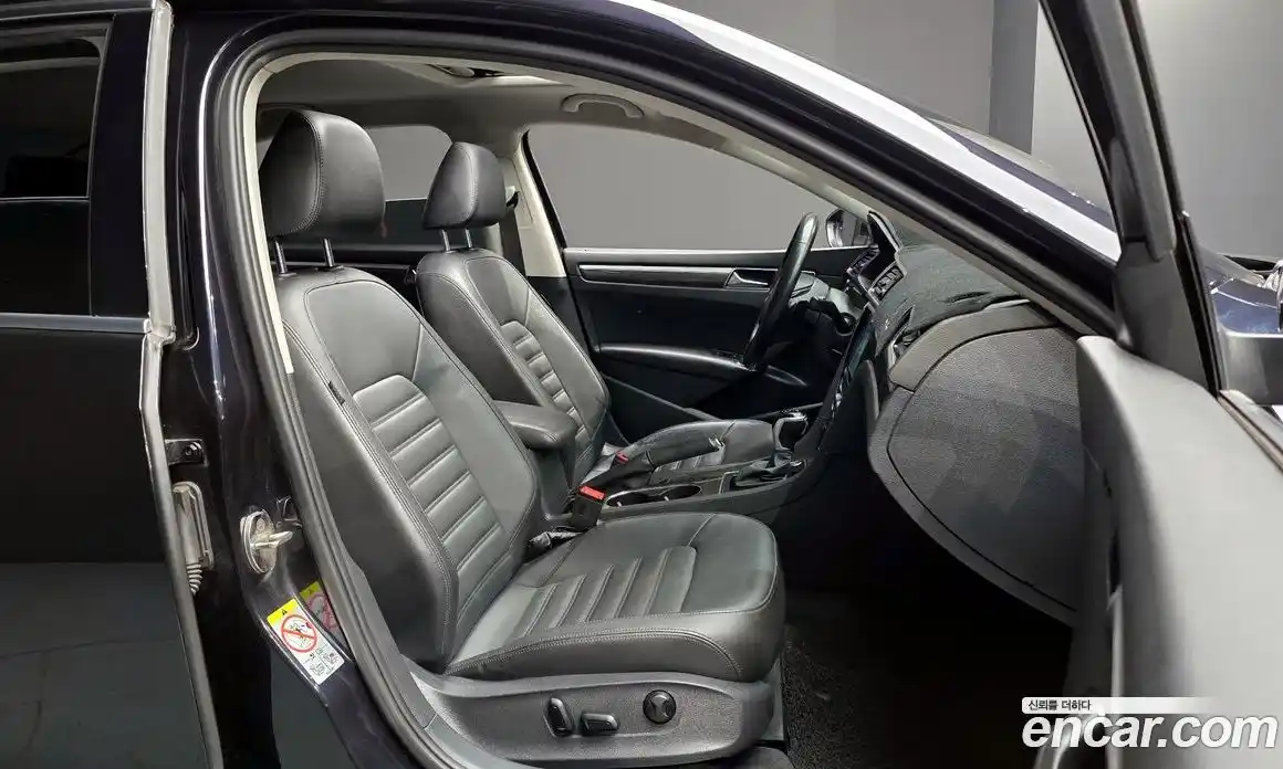 Volkswagen Passat 2018 2.0 гидро в Москве № 168933, фото 11