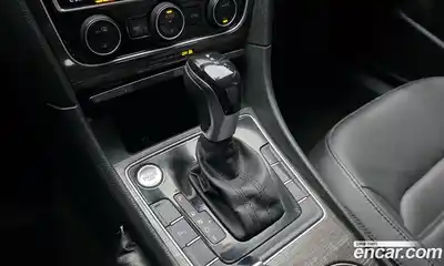 Volkswagen Passat 2018 2.0 гидро в Москве № 168933, миниатюра 9