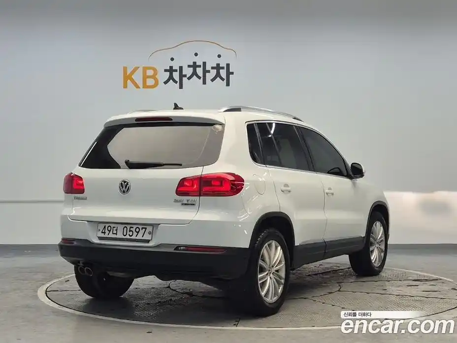 Volkswagen Tiguan 2016 2.0 гидро в Москве № 169295, фото 4