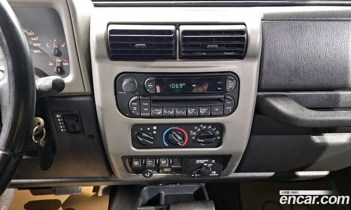 Jeep Wrangler 2005 4.0 гидро в Москве № 169667, фото 17
