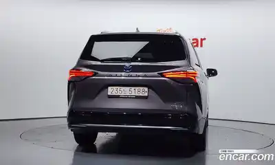 Toyota Sienna 2023 2.5 гидро в Москве № 170237, миниатюра 4