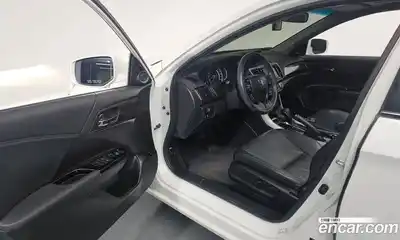 Honda Accord 2017 2.4 гидро в Москве № 170564, миниатюра 10