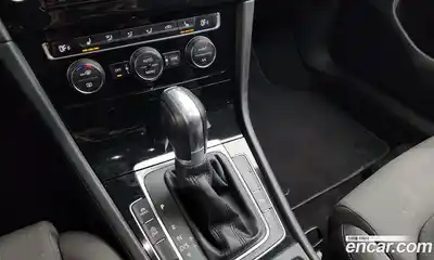 Volkswagen Golf 2015 2.0 гидро в Москве № 176983, миниатюра 9