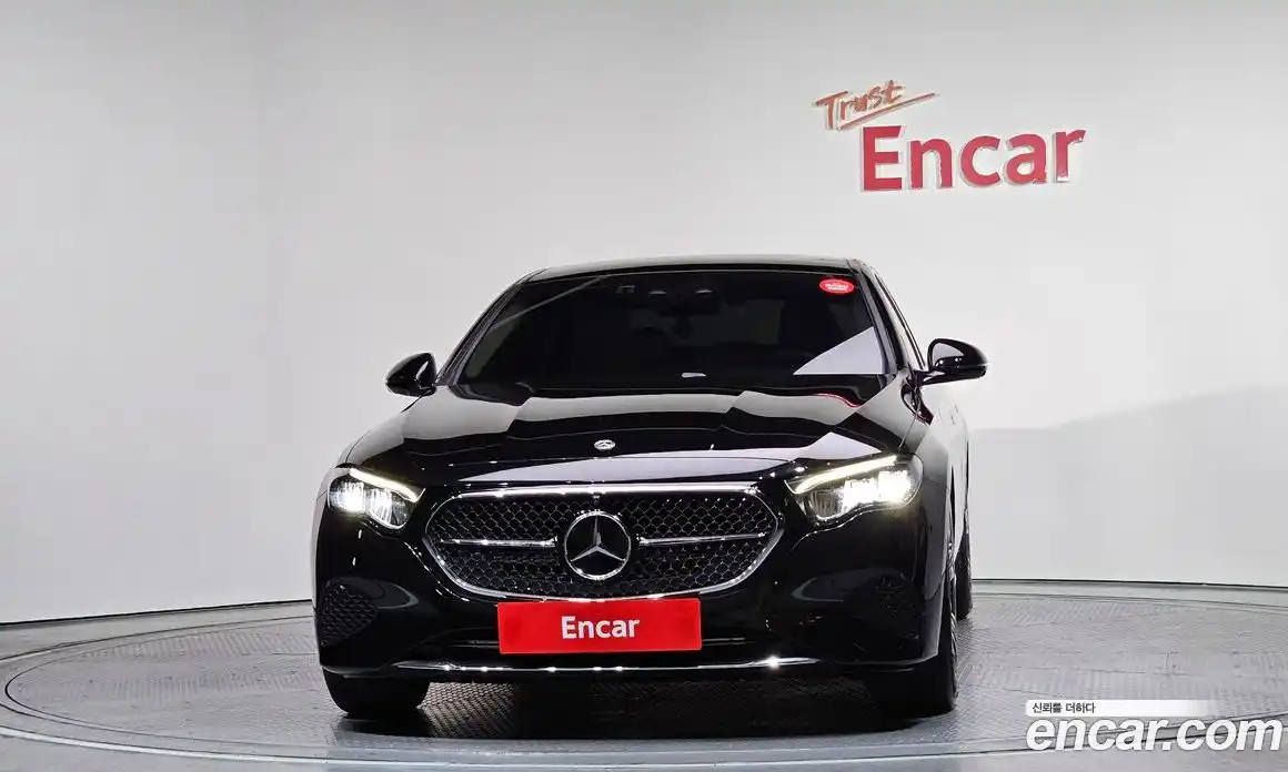 Mercedes-Benz E-Class 2024 2.0 гидро в Москве № 177590, фото 3