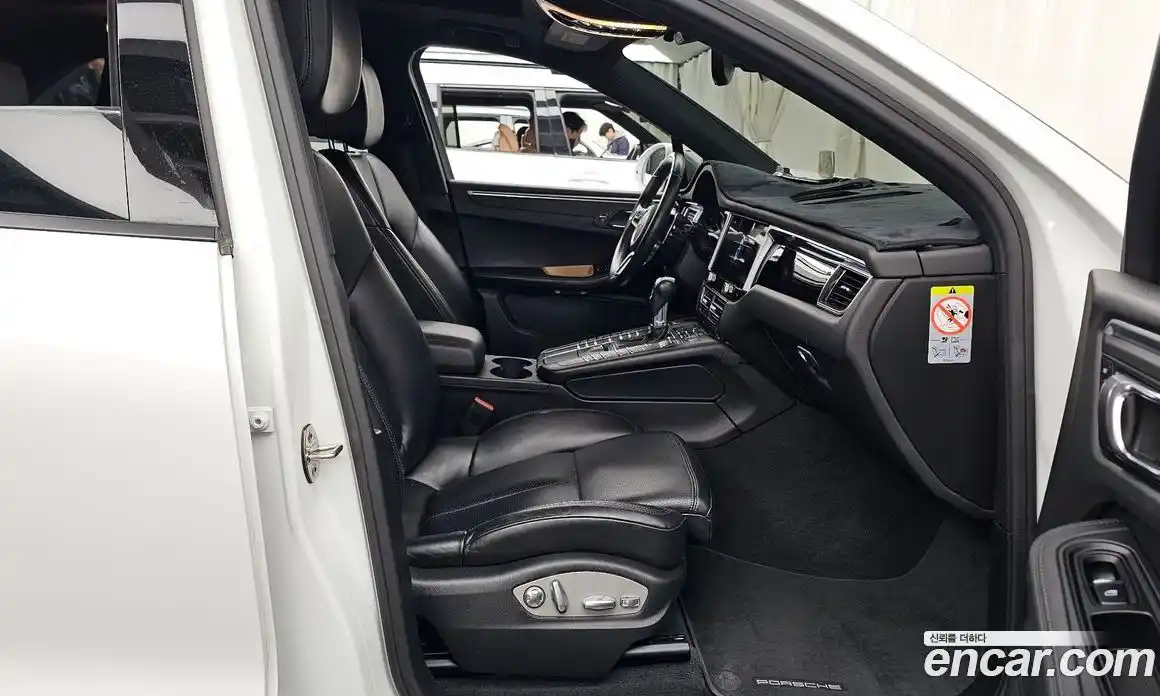 Porsche Macan 2018 2.0 гидро в Москве № 179727, фото 11