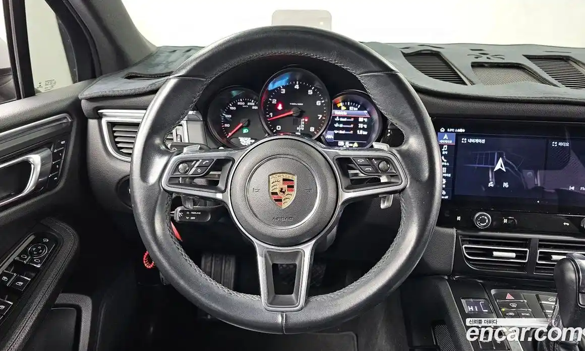 Porsche Macan 2018 2.0 гидро в Москве № 179727, фото 13