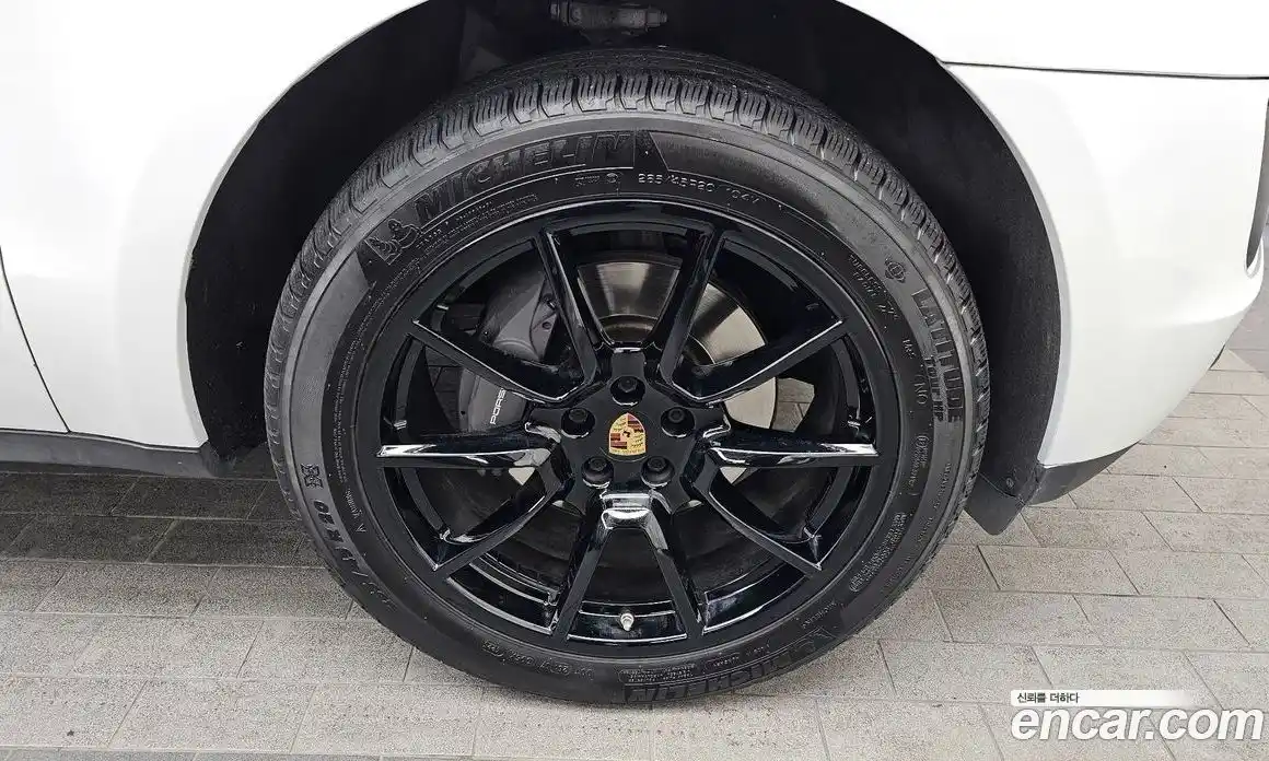 Porsche Macan 2018 2.0 гидро в Москве № 179727, фото 5