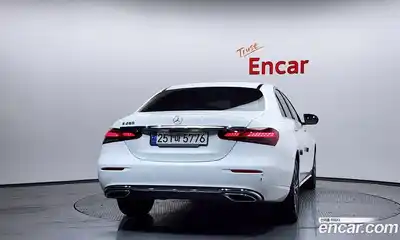 Mercedes-Benz E-Class 2020 2.0 гидро, миниатюра 4