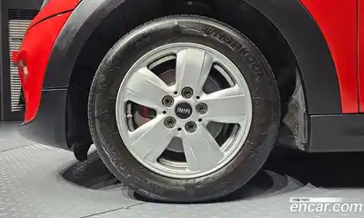 Mini Cooper 2014 1.5 гидро в Москве № 184332, миниатюра 5