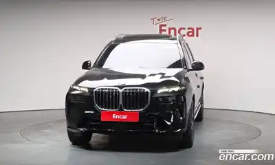 BMW X7 2023 3.0 гидро в Москве № 189718, миниатюра 2