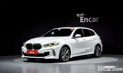 BMW 1-Series, 2022