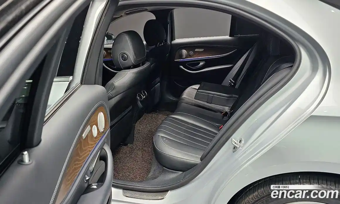 Mercedes-Benz E-Class 2019 2.0 гидро, фото 19