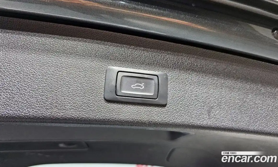 Audi SQ5 2015 3.0 гидро в Москве № 194608, фото 20